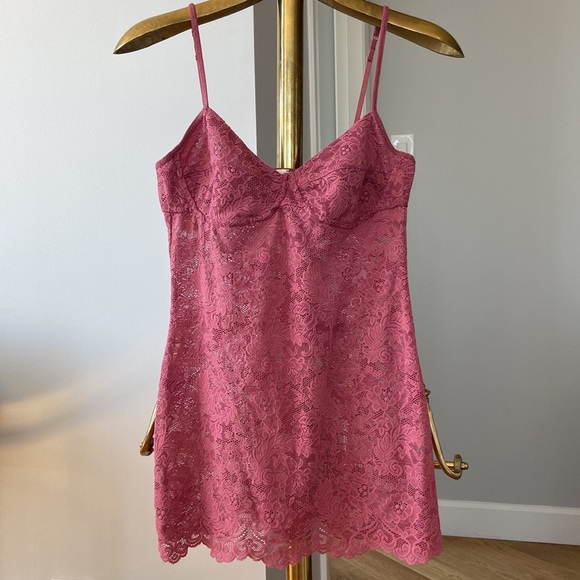 Aritzia Wilfred / Lace camisole / Size small / Great condition - Picture 2 of 5